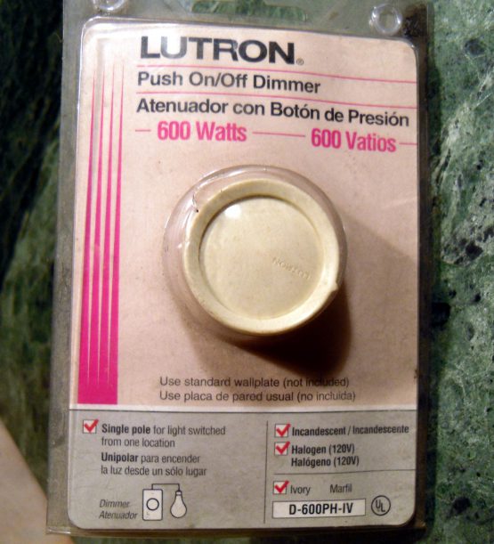 Lutron Incandescent Dimmer Rotary On Off 600 Watt D-600R-IV Ivory