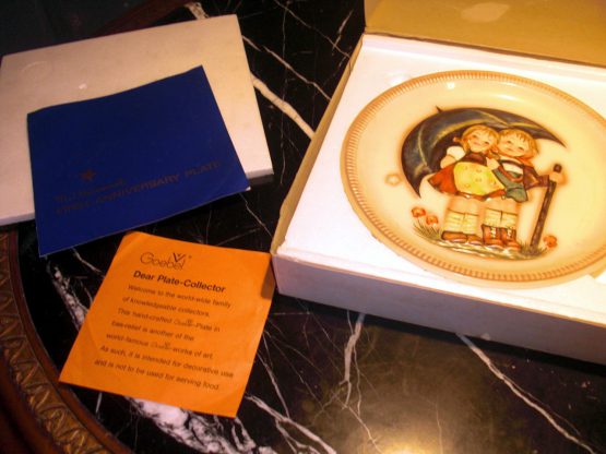 M.J. Hummel 1975 Stormy Weather Anniversary Plate New Goebel