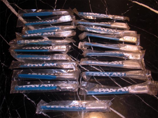 Lot of 20 VINTAGE PAN AM amenity Toothbrush From 1970S - NEW