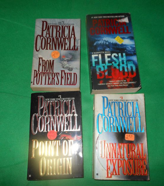 Lot of 4 Books by Patricia Cornwell Vintage Paperback Condition Potter's Field Flesh Blood