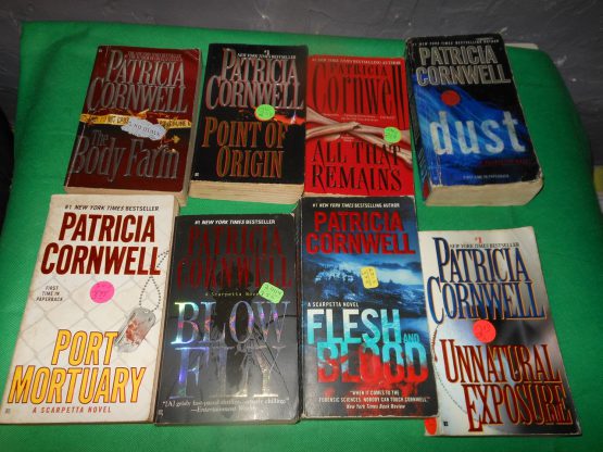Lot of 8 Books by Patricia Cornwell Vintage Paperback Body Farm Flesh And Blood