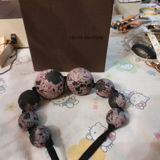 RARE Auth Louis Vuitton Liberty of London Dark Beads Fabric Necklace 2007 Runway
