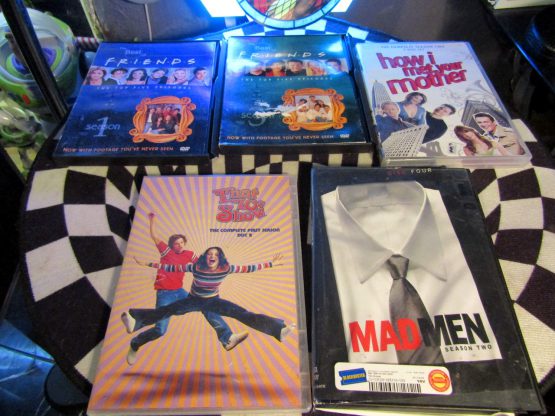 Lot of 5 DVD Mad Men S2 Friends S1&3 How Met Mother S2 That 70s Show S1